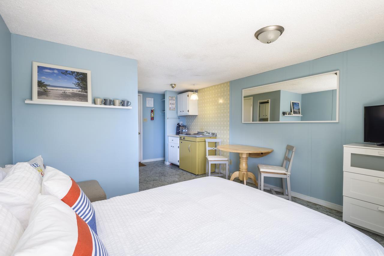Hollywood Cottages Wasaga Beach Esterno foto