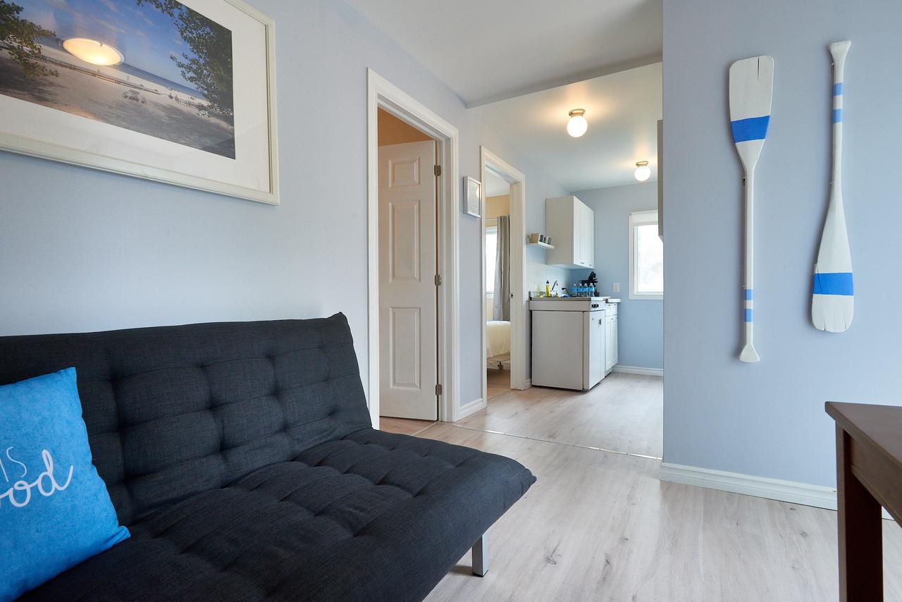 Hollywood Cottages Wasaga Beach Esterno foto